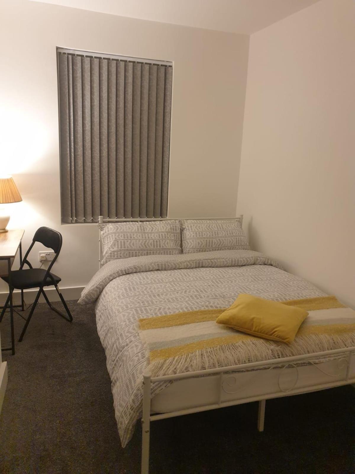 Sweet Dreams 2 Hotel Лутън Екстериор снимка